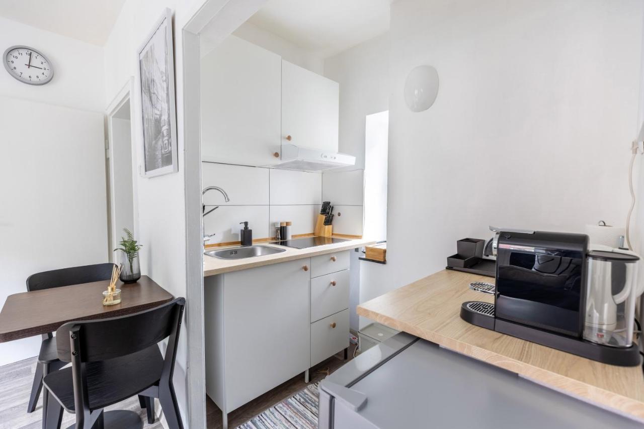 Perfekt Fuer 2! Wifi/ Netflix Apartment Duisburg Exterior photo